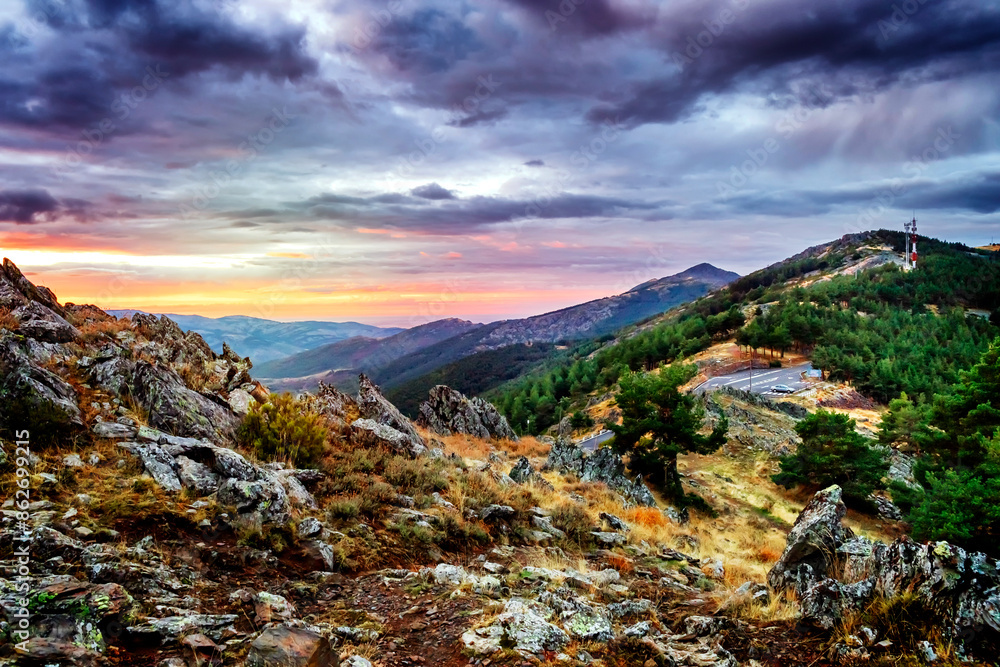 Obraz premium Dawn at Puebla port and Sierra Norte.