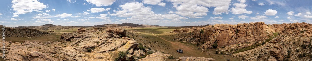 Obraz premium Best Campsite in Mongolia at Baga Gazriin Chuluu