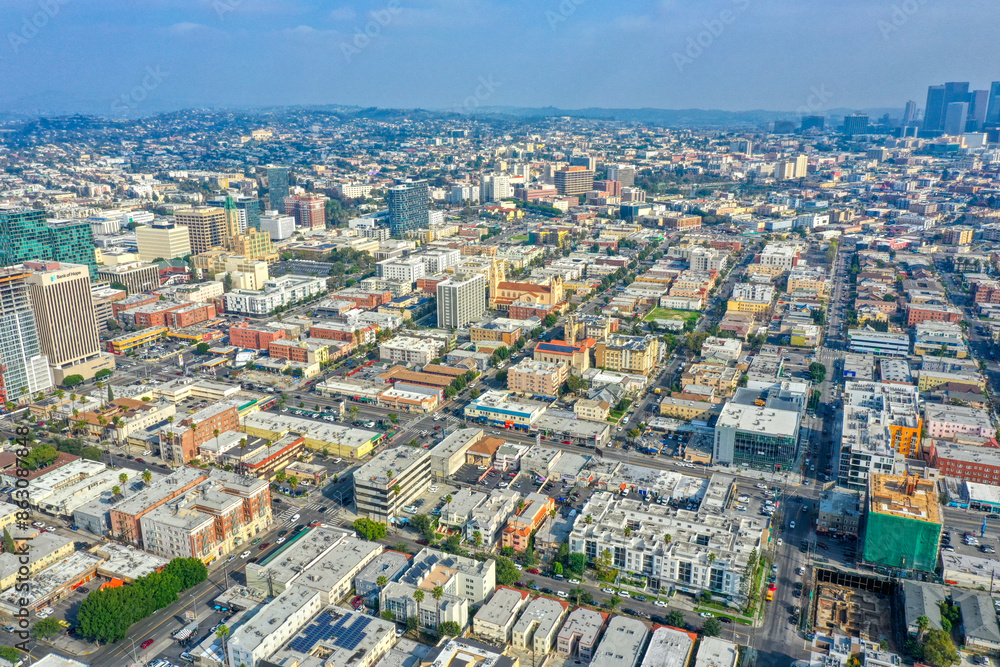 Fototapeta premium Aerial View of Los Angeles Skyline