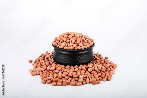 Nutty Peanuts Flavor: Delight in the nutty taste of these peanuts, great for snacking or as a versatile cooking ingredient.