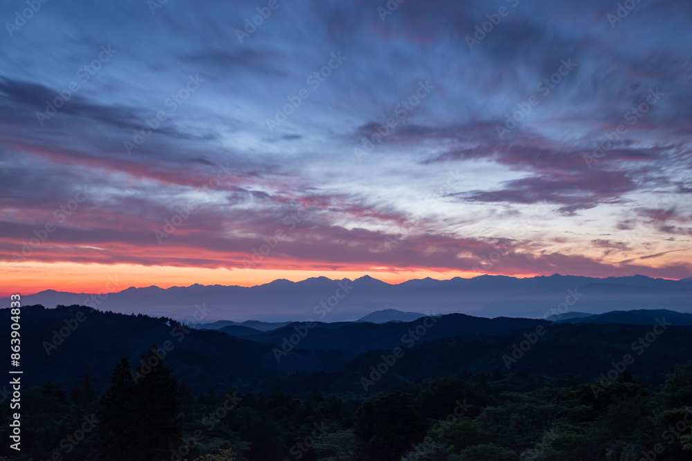 夜明け前の静かな時間 夜明け前の静かな時間
