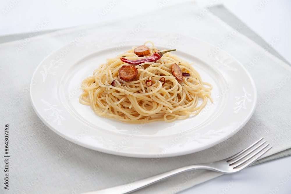 スパゲッティー ペペロンチーノ テーブル スパゲッティー ペペロンチーノ テーブル