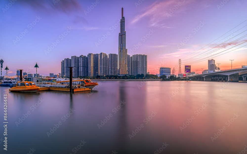Naklejka premium District 1, Saigon, Vietnam - Brilliant sunset in my city