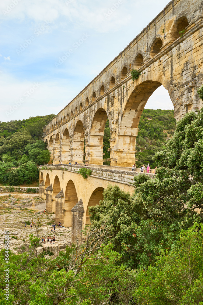 Obraz premium Famous roman aqueduct 