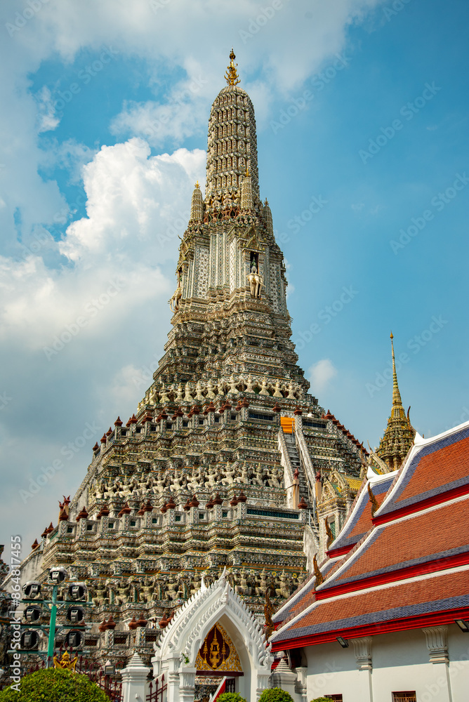 Fototapeta premium バンコクにあるワット・アルンのとても美しい風景