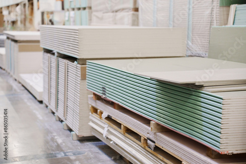 Obraz na płótnie water repellent gypsum board on a rack in a hardware store