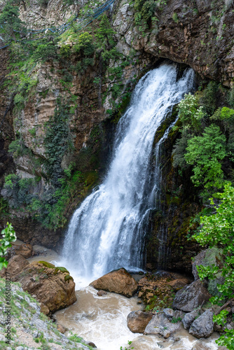 The Kapuzbasi Waterfalls in Aladaglar National Park 156 km (97 miles) south of Urgup and east of Nigde, are among Turkey’s most unusual: the seven waterfalls spurt right from a solid-rock cliff face.