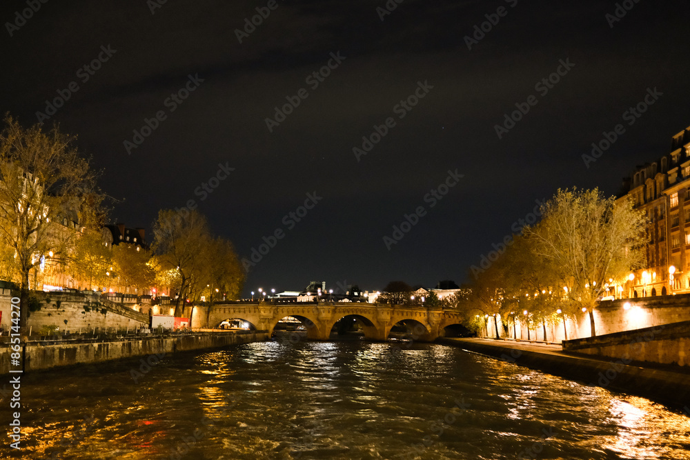 Fototapeta premium 유럽 파리 세느강 야경