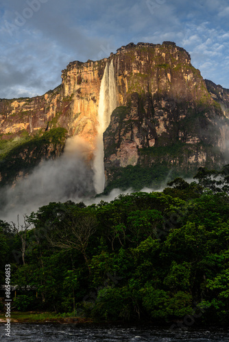 VENEZUELA, EL SALTO DEL ANGEL