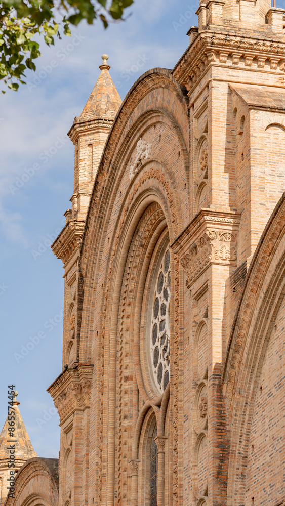 Fototapeta premium Architectural detail of the historic church in Cuenca, Ecuador. Iconic example of Latin American religious architecture.