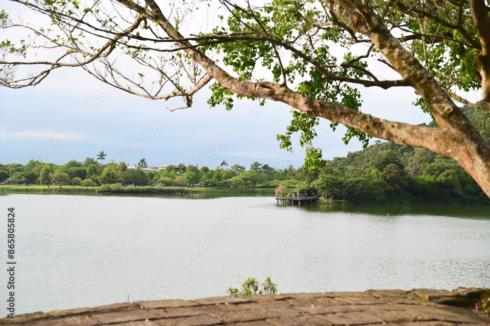 Lakeside views provide a serene sanctuary, fostering peace and creativity. Whether walking by the water or watching the sunset, one can escape city noise and embrace nature's calming influence. Lakeside views provide a serene sanctuary, fostering peace and creativity. Whether walking by the water or watching the sunset, one can escape city noise and embrace nature's calming influence.