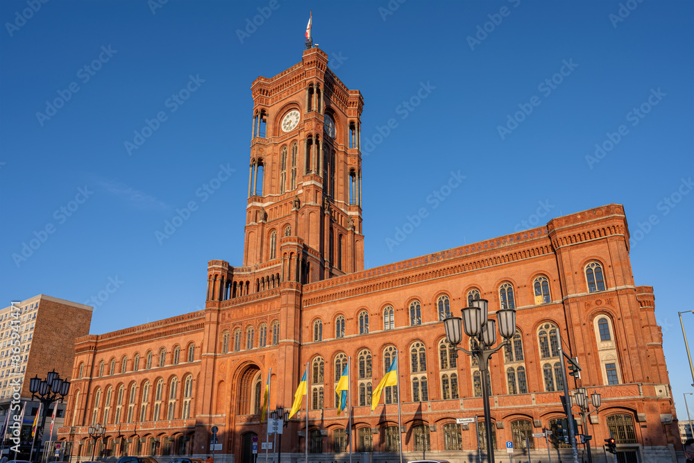 Fototapeta premium The famous Rotes Rathaus, the town hall of Berlin, on a sunny day
