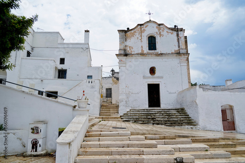 Foto Il centro storico e la gravina di Massafra, Taranto, Puglia