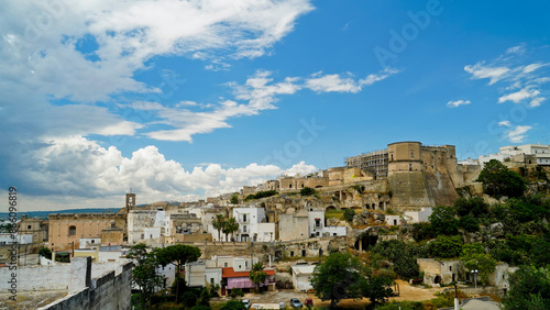 Il centro storico e la gravina di Massafra, Taranto, Puglia. Italia
