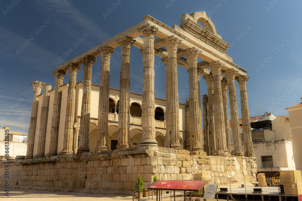 Obraz premium Ancient Roman Temple of Diana in Merida, Spain