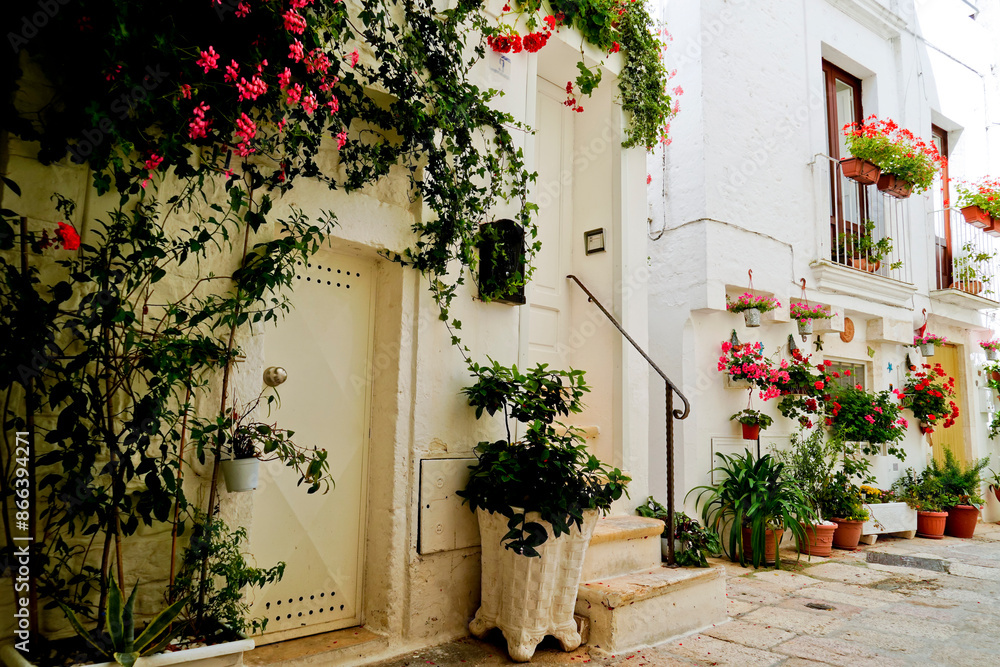 Naklejka premium La città bianca di Cisternino, Brindisi, Puglia. Italia