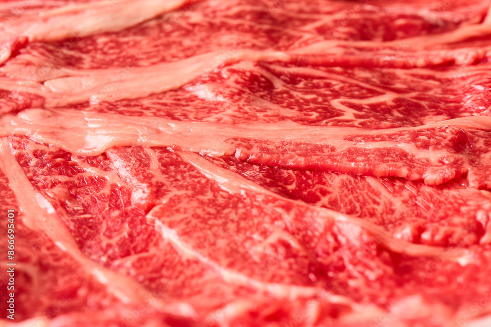 しゃぶしゃぶ用の薄切り肉のクローズアップ しゃぶしゃぶ用の薄切り肉のクローズアップ