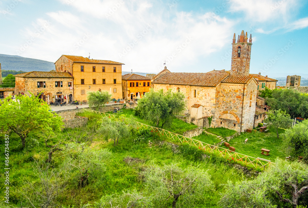 Fototapeta premium View of Monteriggioni, Tuscany medieval town on the hill.