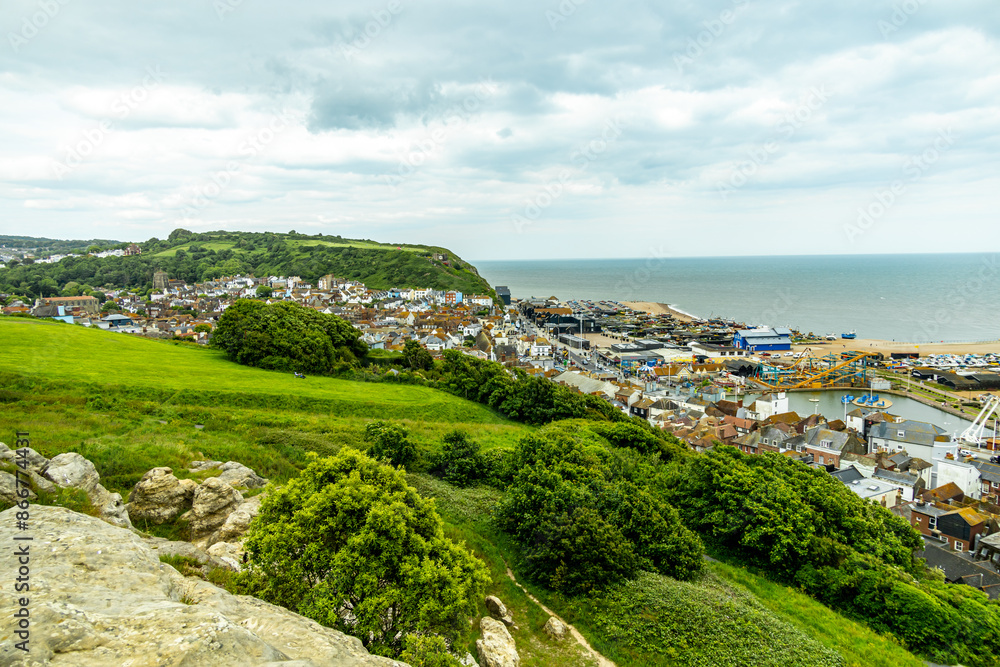 Ein Stadtspaziergang durch die Hafenstadt Hastings und der wunderschönen Strandpromenade - Sussex - Vereinigtes Königreich