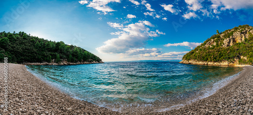 Fototapeta Naklejka Na Ścianę i Meble -  Chorwacja kamienista plaża