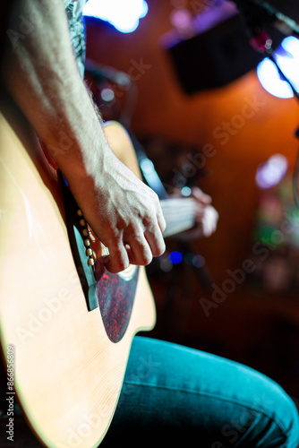 guy playing guitar in a Nashville bar