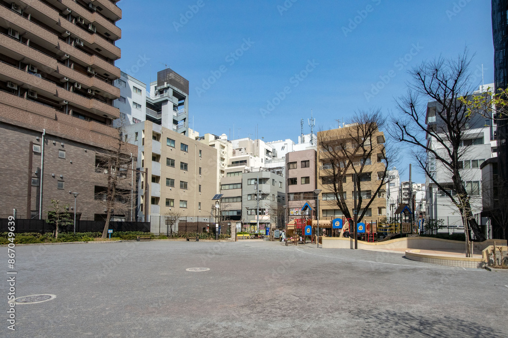 東京都千代田区外神田、千代田区立芳林公園