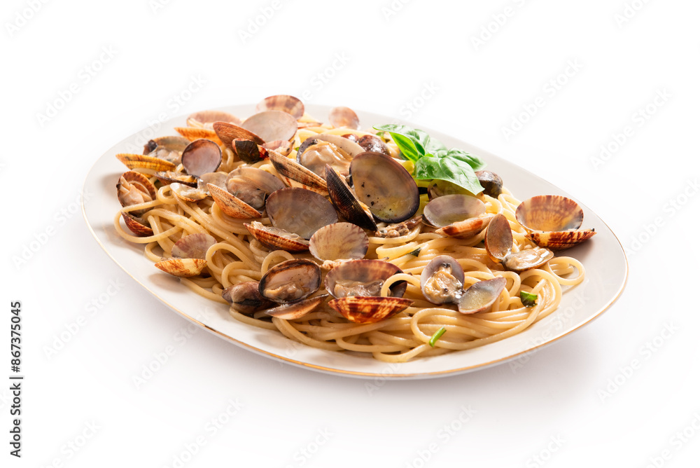 Piatto di pasta con vongole, cibo italiano, cucina mediterranea Piatto di pasta con vongole, cibo italiano, cucina mediterranea