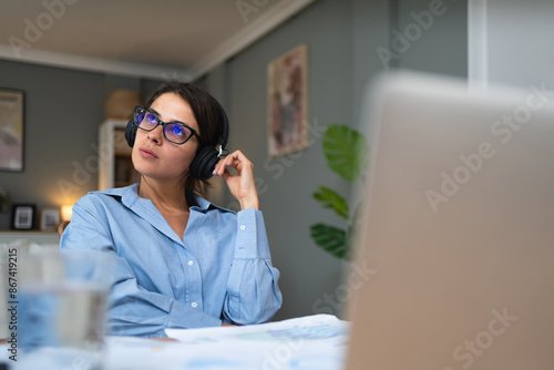 Young freelance business finance woman have problem with attention deficit hyperactivity disorder (ADHD) she cant start work. Female lost concentration cant work from home on laptop computer project. photo