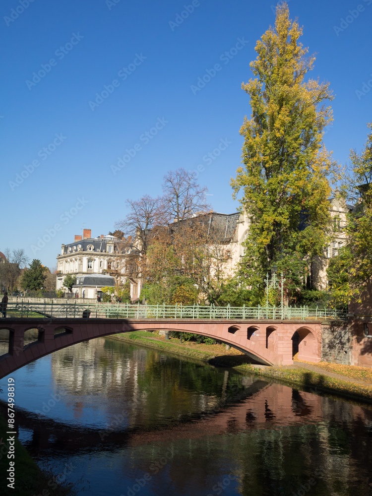 Fos du Faux Rempart over Ill River in Strasbourg