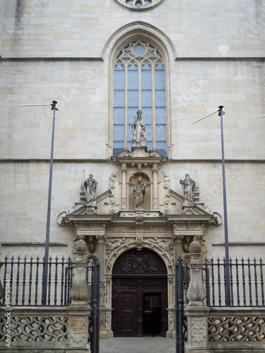 Obraz na płótnie Cathedral of Our Lady of Luxembourg doorway w salonie