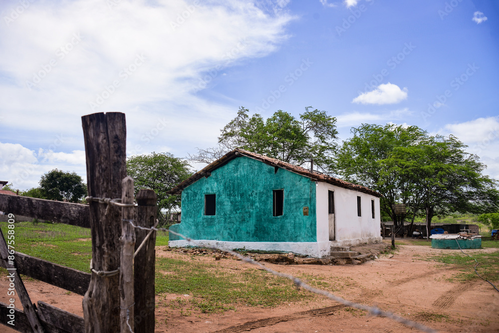 house in the Brazilian northeast, rural house, Brazilian northeast, humble house, brazil, delivery of basic food baskets in rural areas, rural landscape, old house in the countryside, abandoned house house in the Brazilian northeast, rural house, Brazilian northeast, humble house, brazil, delivery of basic food baskets in rural areas, rural landscape, old house in the countryside, abandoned house