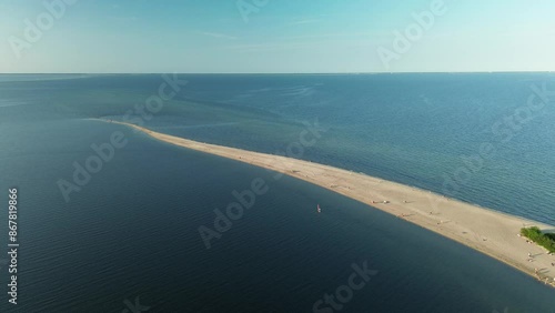 Przelot dronem wieczorem o zachodzie słońca nad Cypel Rewski - Rewa, Pomorskie, Polska. photo