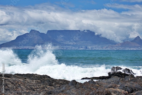 Blick auf Kapstadt und Tafelberg photo