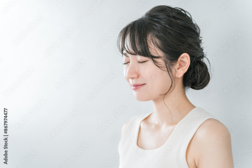 美容・エステ・美肌・スキンケア・美白のイメージのアジア人女性
美容・エステ・美肌・スキンケア・美白のイメージのアジア人女性