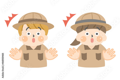 驚いた表情の探検服を着た子供達