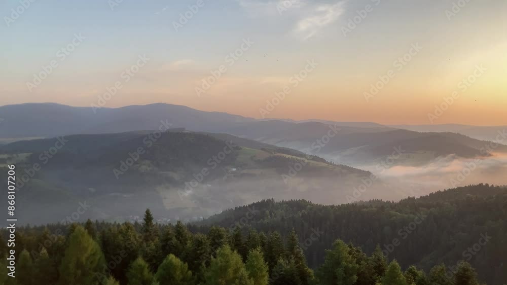 Beskid Sądecki, Muszyna Dolina Popradu, poranne mgły Beskid Sądecki, Muszyna Dolina Popradu, poranne mgły