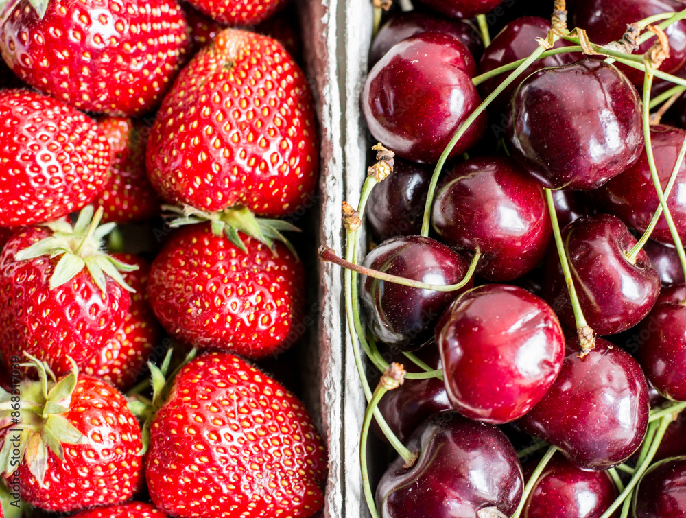 Strawberries and cherries Strawberries and cherries