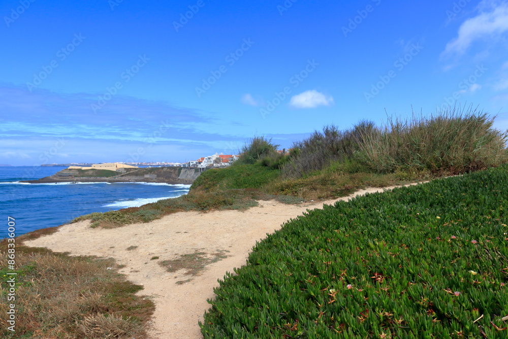 Paisagens e vistas da Costa marítima portuguesa com as suas praias e ambiente marítimo Paisagens e vistas da Costa marítima portuguesa com as suas praias e ambiente marítimo