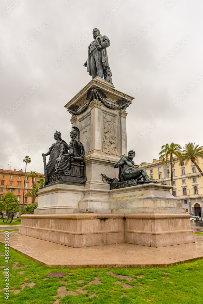 Obraz premium Camillo Cavour statue