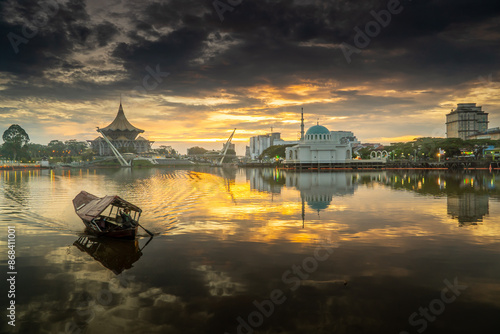 Obraz na płótnie view of sarawak river at kuching city