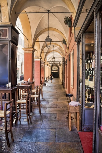 Obraz na płótnie modena, italien - arkaden in der altstadt w salonie