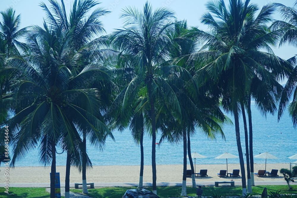 Nha Trang Beach in Nha Trang, Vietnam - ベトナム ニャチャン ビーチ Nha Trang Beach in Nha Trang, Vietnam - ベトナム ニャチャン ビーチ