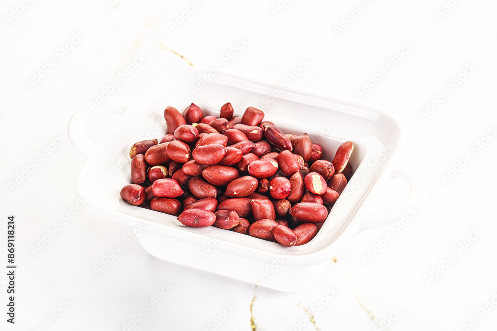Raw peanut heap for roast Raw peanut heap for roast