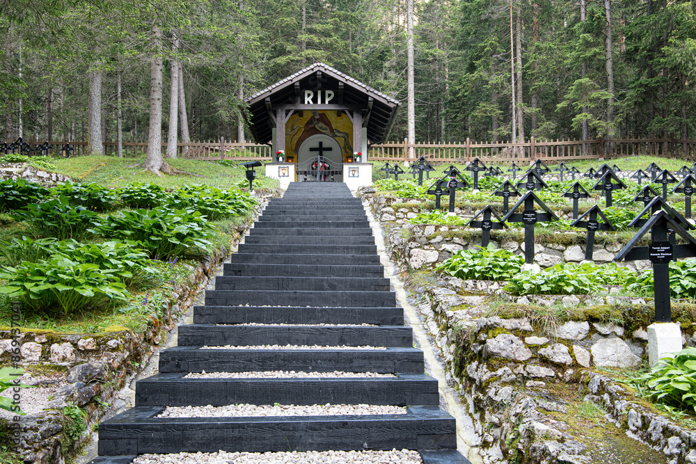 Der historische Soldatenfriedhof Der historische Soldatenfriedhof