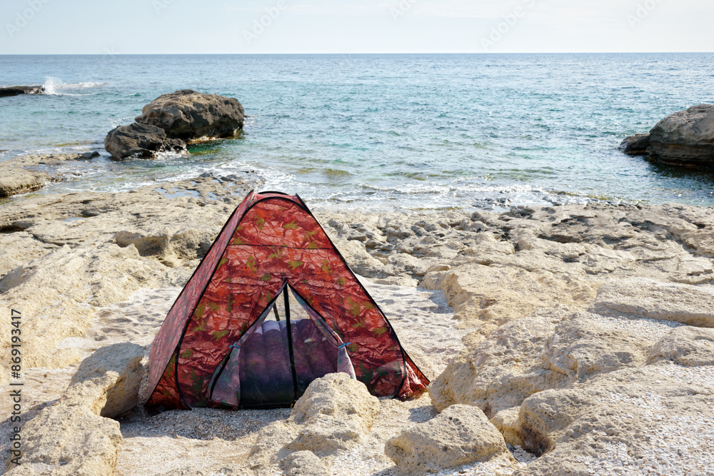 Fototapeta premium Tent on the seashore.