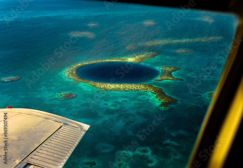 Tableau sur toile Belize Cayes - Small tropical island at Barrier Reef with paradise beach - known