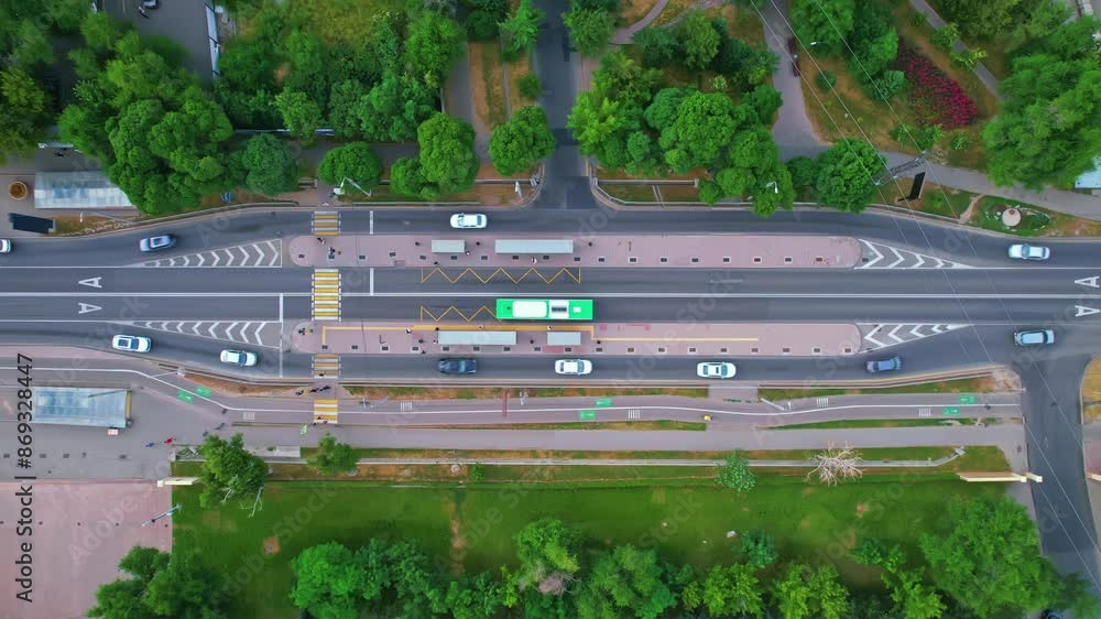 Dedicated bus line in the city, bus rapid transit (BRT) Dedicated bus line in the city, bus rapid transit (BRT)