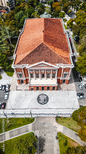 Praça República Theatro Paz Belém Pará Brasil Monumento Histórico Arquitetura Turismo Cultura Teatro Praça Pública Cenário Urbano Passeio Cultural Monumento Nacional Palco Eventos Espetáculos Cultural photo