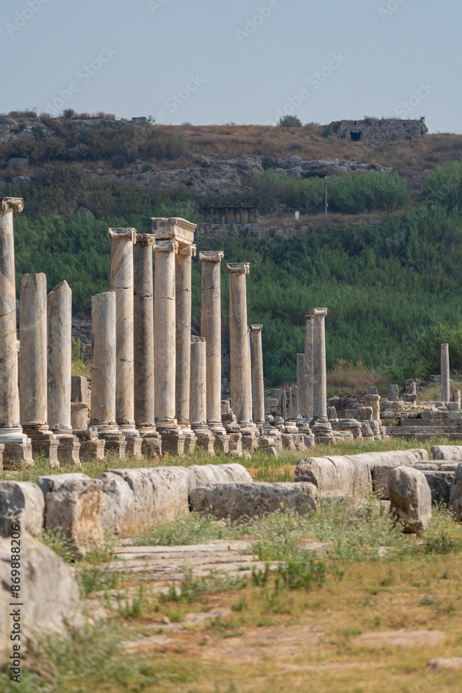 Fototapeta premium The Ancient City of Perge in Antalya on a sunny day