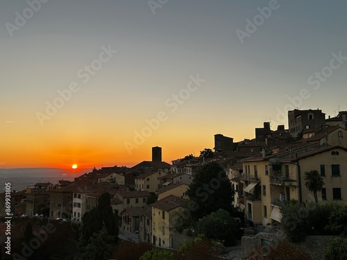 Atardecer en Cortona photo